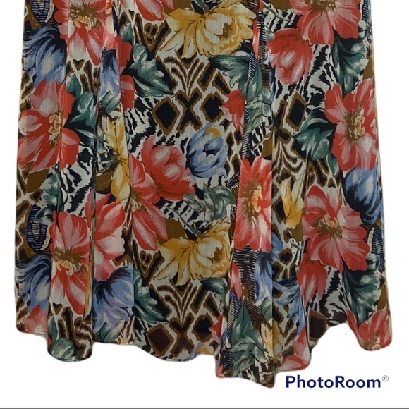 Skirt - Picture 4 of 16